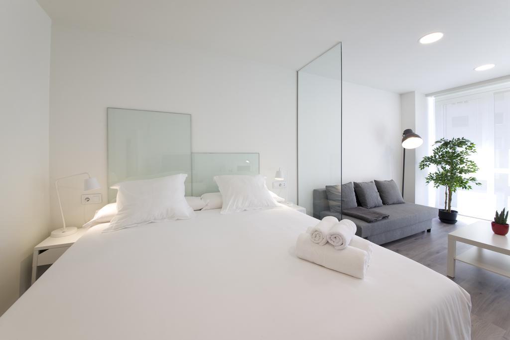 Pension T5 Donostia Suites San Sebastián Zimmer foto