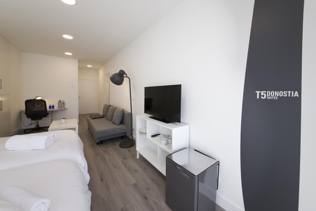 Pension T5 Donostia Suites San Sebastián Zimmer foto